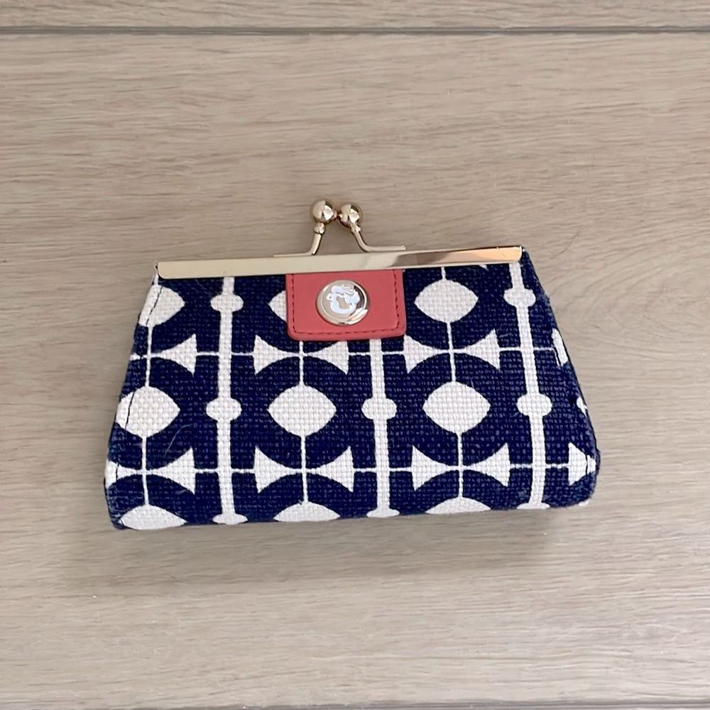 Small clutch